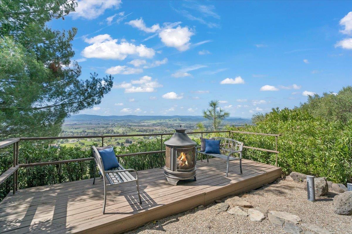 Detail Gallery Image 76 of 81 For 9539 via Del Cielo, Gilroy,  CA 95020 - 5 Beds | 4/1 Baths