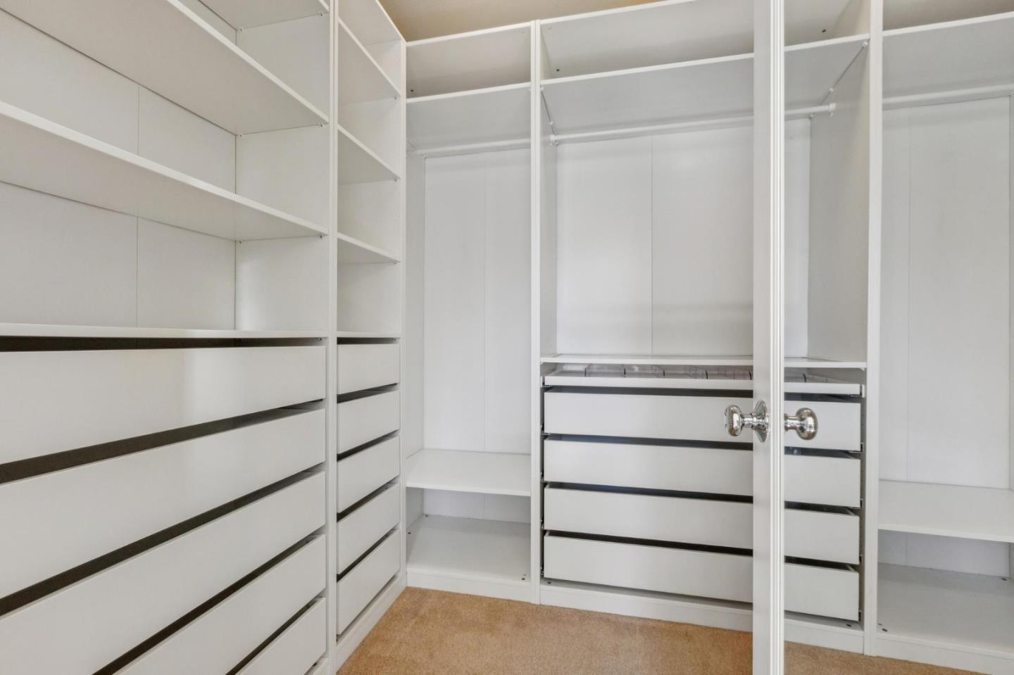 Detail Gallery Image 10 of 24 For 2244 Hendy Ln, San Jose,  CA 95124 - 3 Beds | 2/1 Baths