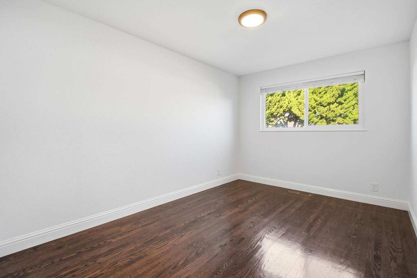 Detail Gallery Image 23 of 39 For 872 via Bregani, San Lorenzo,  CA 94580 - 3 Beds | 2 Baths