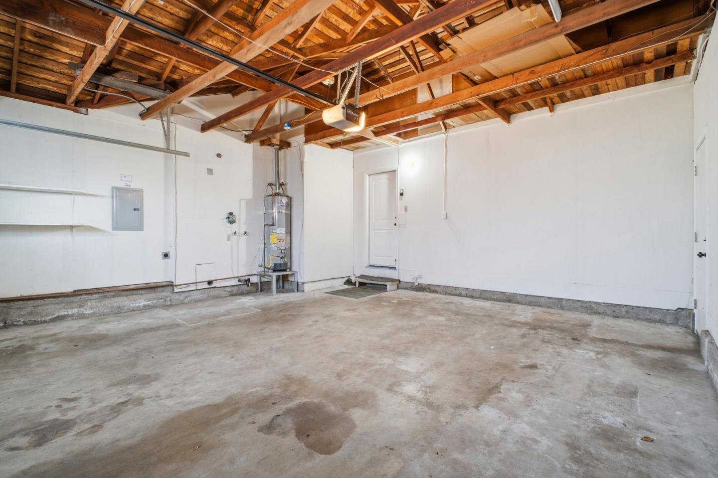 Detail Gallery Image 34 of 39 For 872 via Bregani, San Lorenzo,  CA 94580 - 3 Beds | 2 Baths