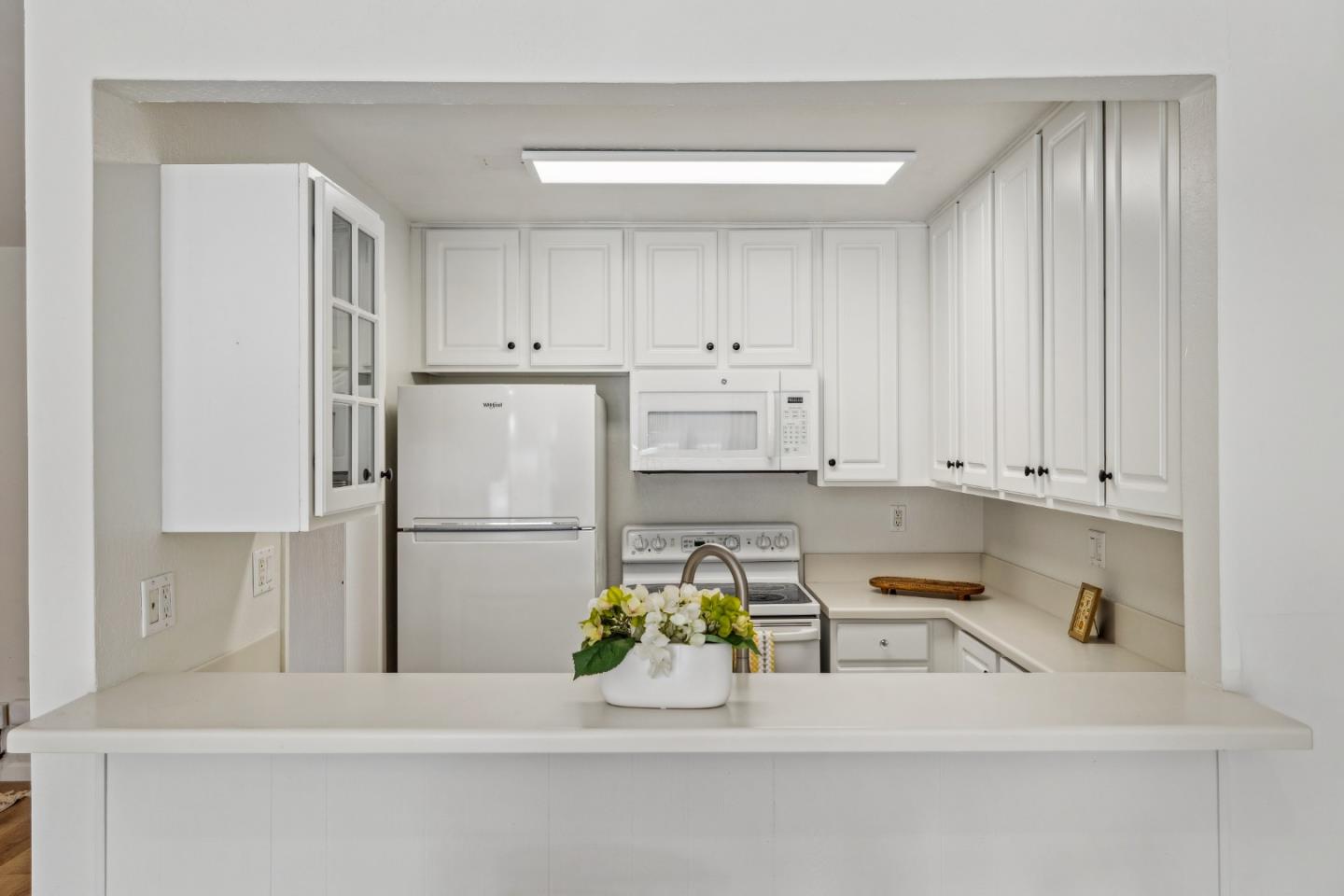 Detail Gallery Image 9 of 41 For 1550 Frontera Way #119,  Millbrae,  CA 94030 - 1 Beds | 1 Baths