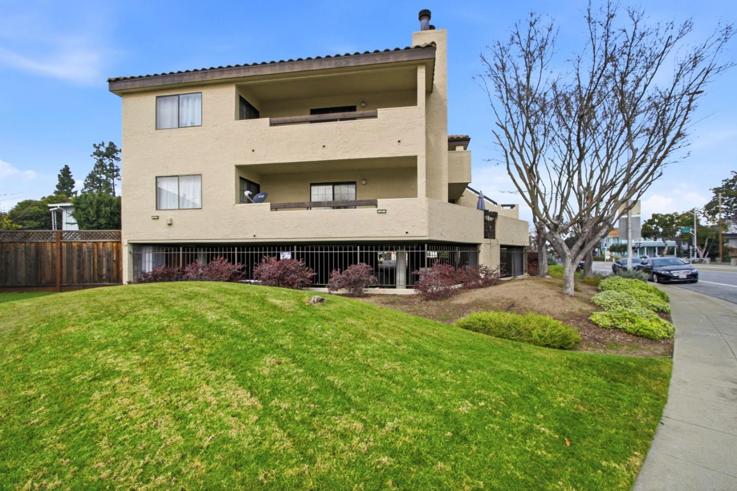 880 North Winchester Boulevard UNIT 205, Santa Clara, CA, 95050