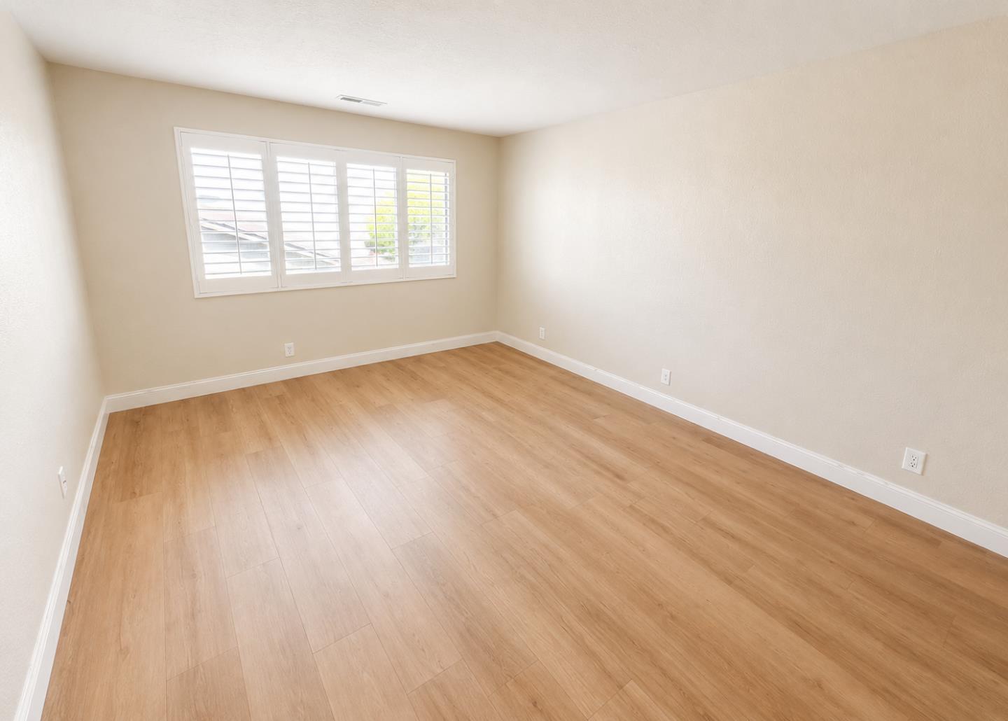 Photo #7: ML82032188 Listing: Photo #7