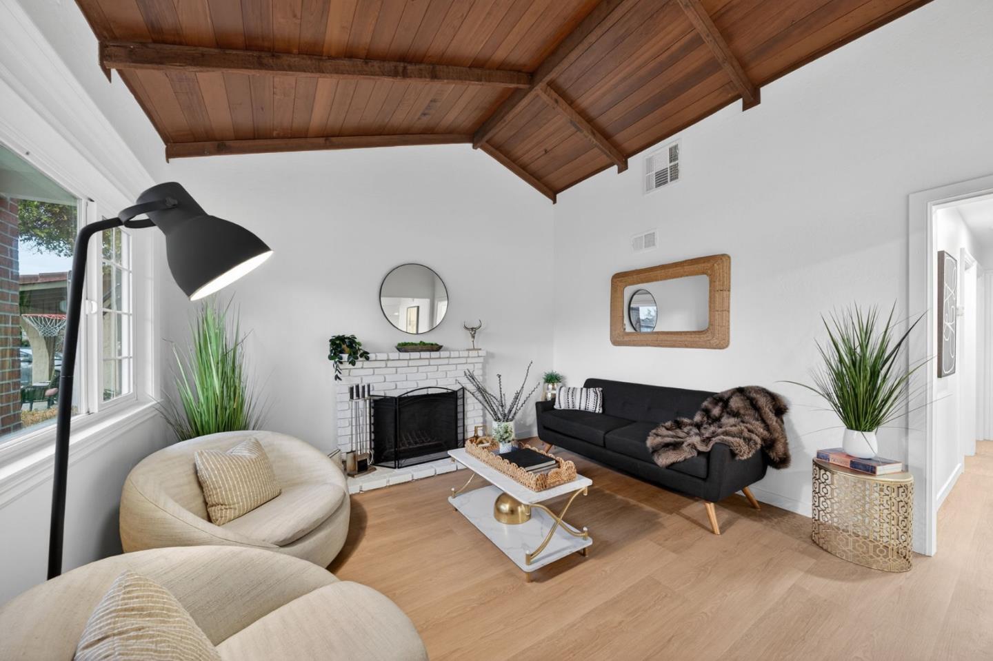 Detail Gallery Image 4 of 18 For 2036 Paseo Olivos Ct, San Jose,  CA 95130 - 3 Beds | 2 Baths