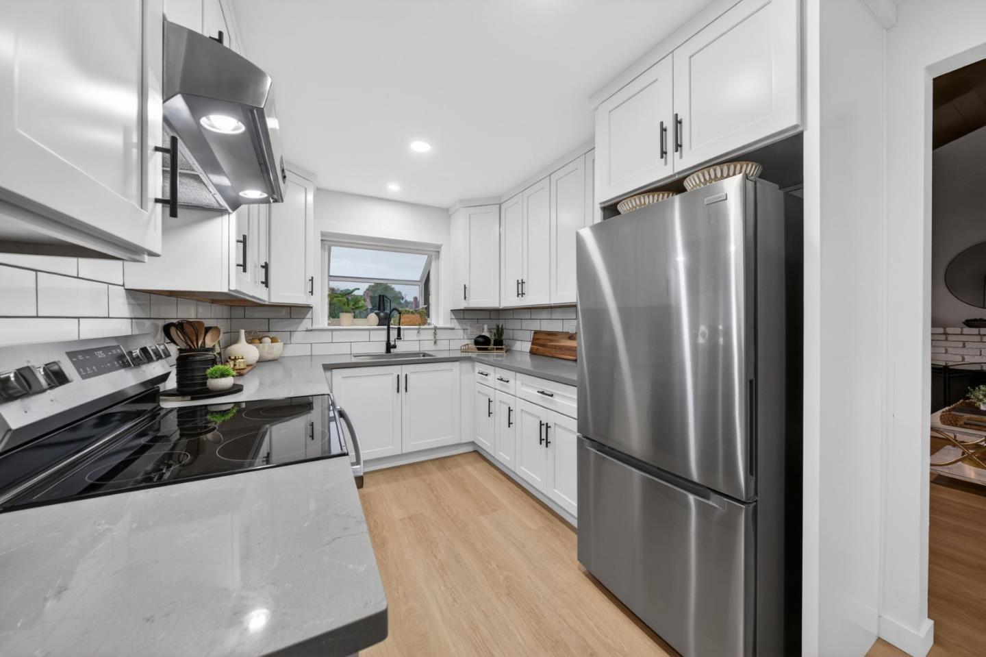 Detail Gallery Image 6 of 18 For 2036 Paseo Olivos Ct, San Jose,  CA 95130 - 3 Beds | 2 Baths