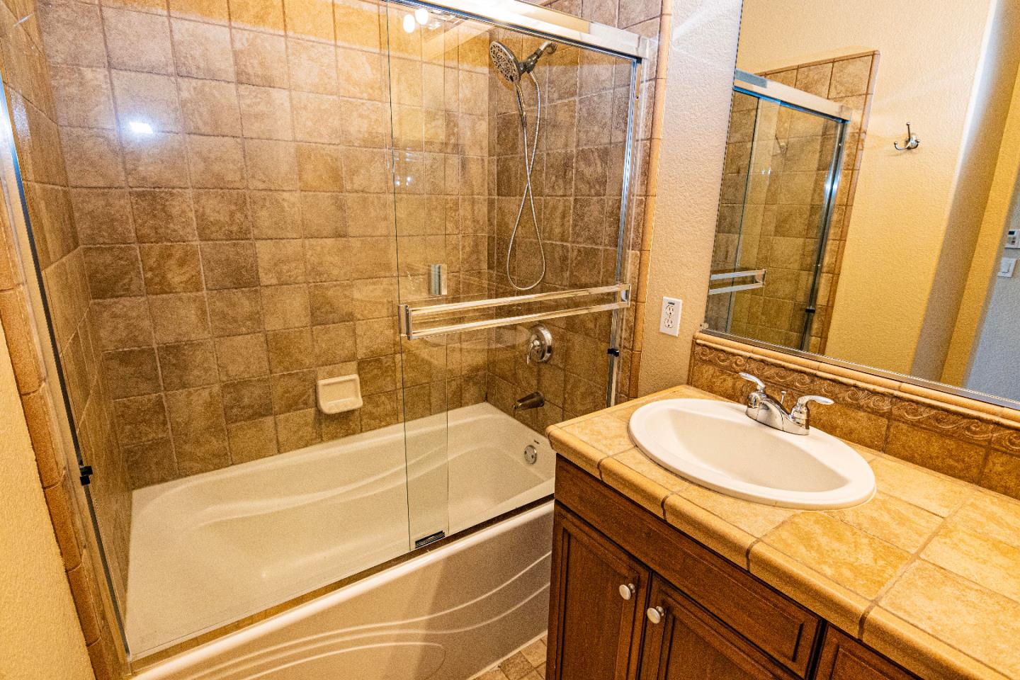 Detail Gallery Image 24 of 25 For 651 N Capitol Ave, San Jose,  CA 95133 - 3 Beds | 3 Baths