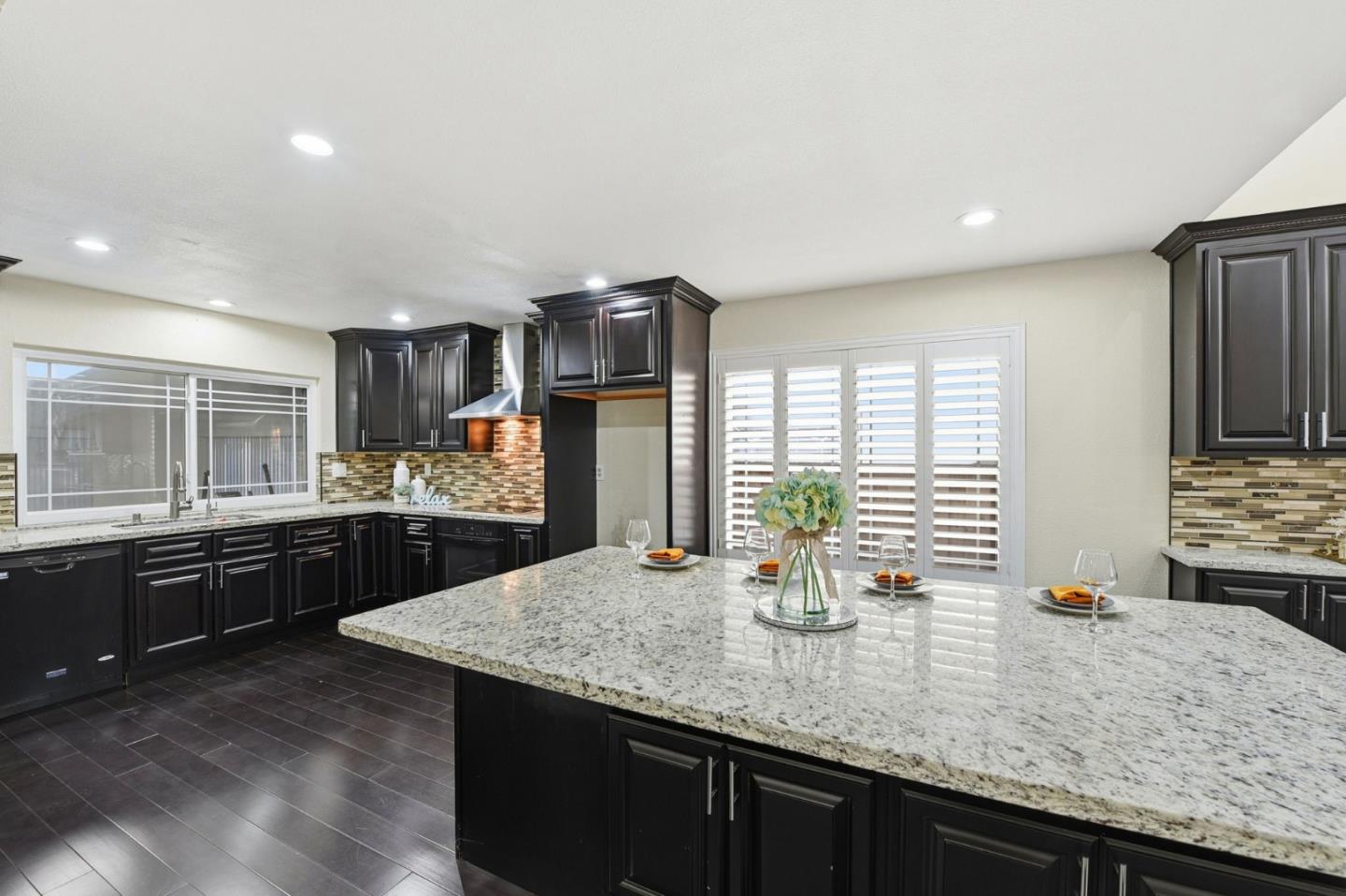 Detail Gallery Image 13 of 35 For 5475 Century Park Way, San Jose,  CA 95111 - 4 Beds | 2 Baths