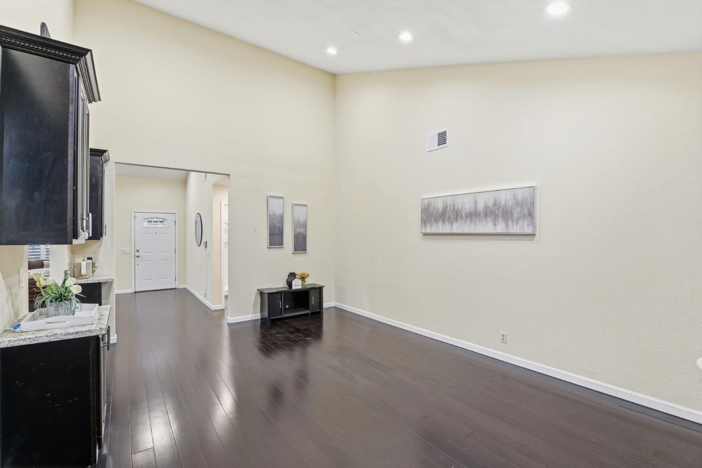 Detail Gallery Image 17 of 35 For 5475 Century Park Way, San Jose,  CA 95111 - 4 Beds | 2 Baths