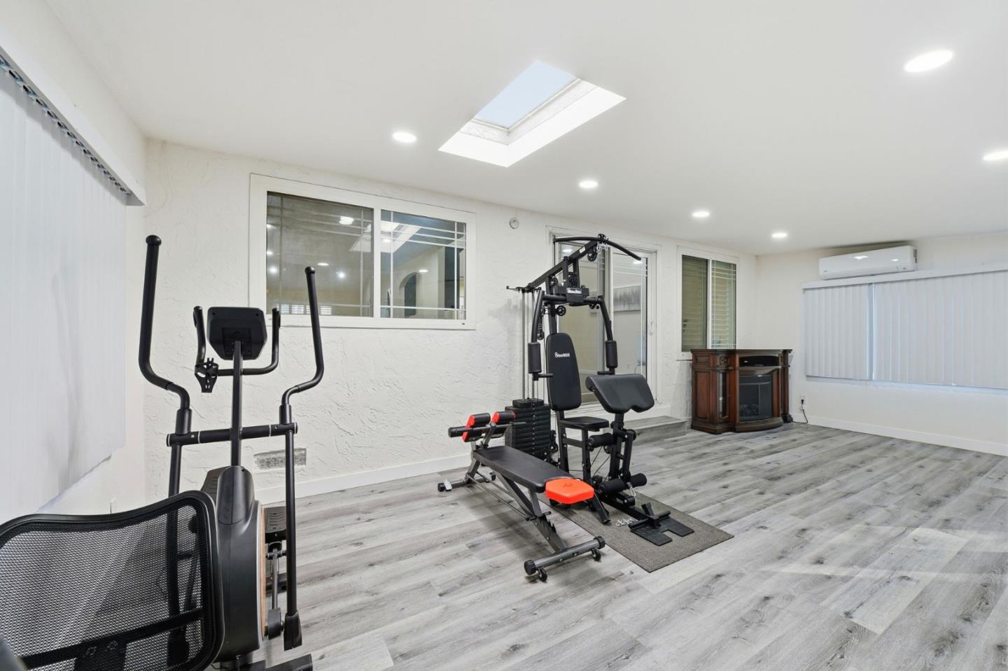 Detail Gallery Image 35 of 35 For 5475 Century Park Way, San Jose,  CA 95111 - 4 Beds | 2 Baths