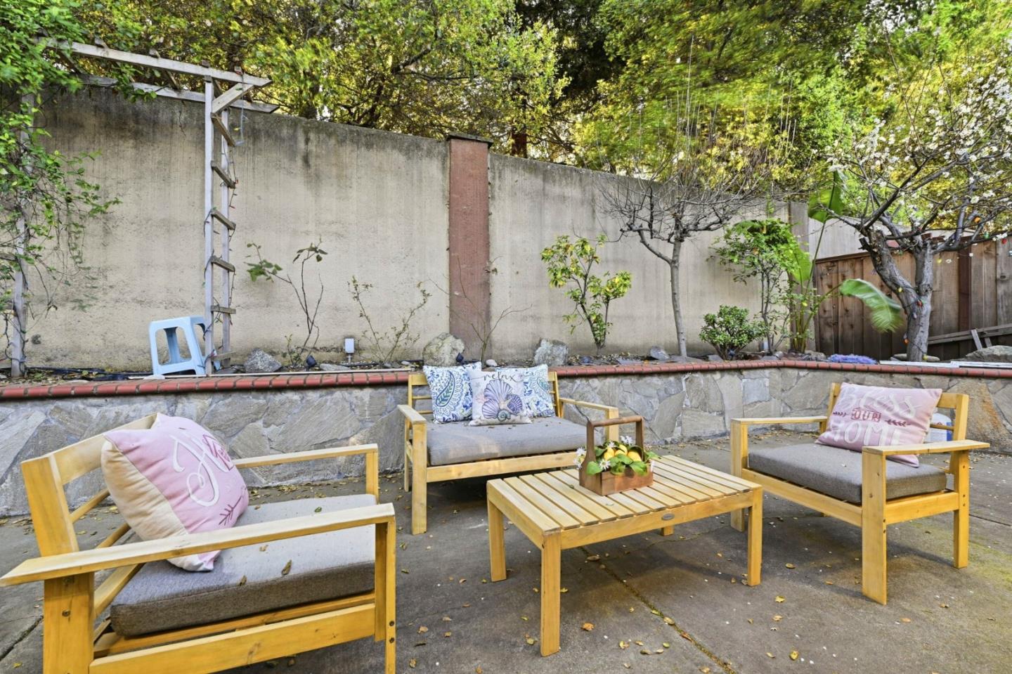 Detail Gallery Image 39 of 45 For 5475 Century Park Way, San Jose,  CA 95111 - 4 Beds | 2 Baths