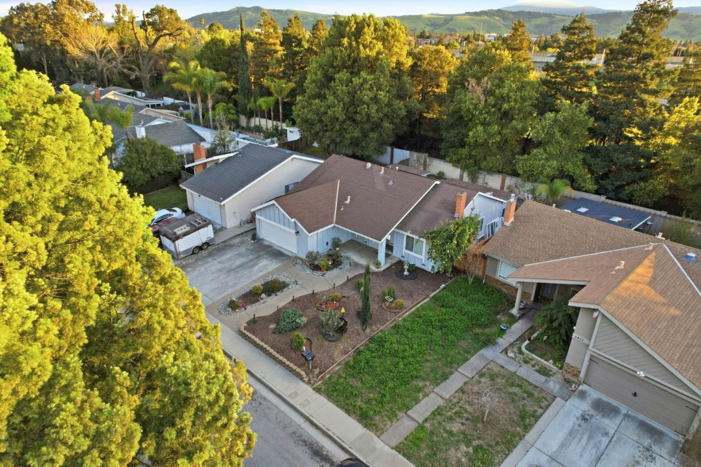 Detail Gallery Image 43 of 45 For 5475 Century Park Way, San Jose,  CA 95111 - 4 Beds | 2 Baths