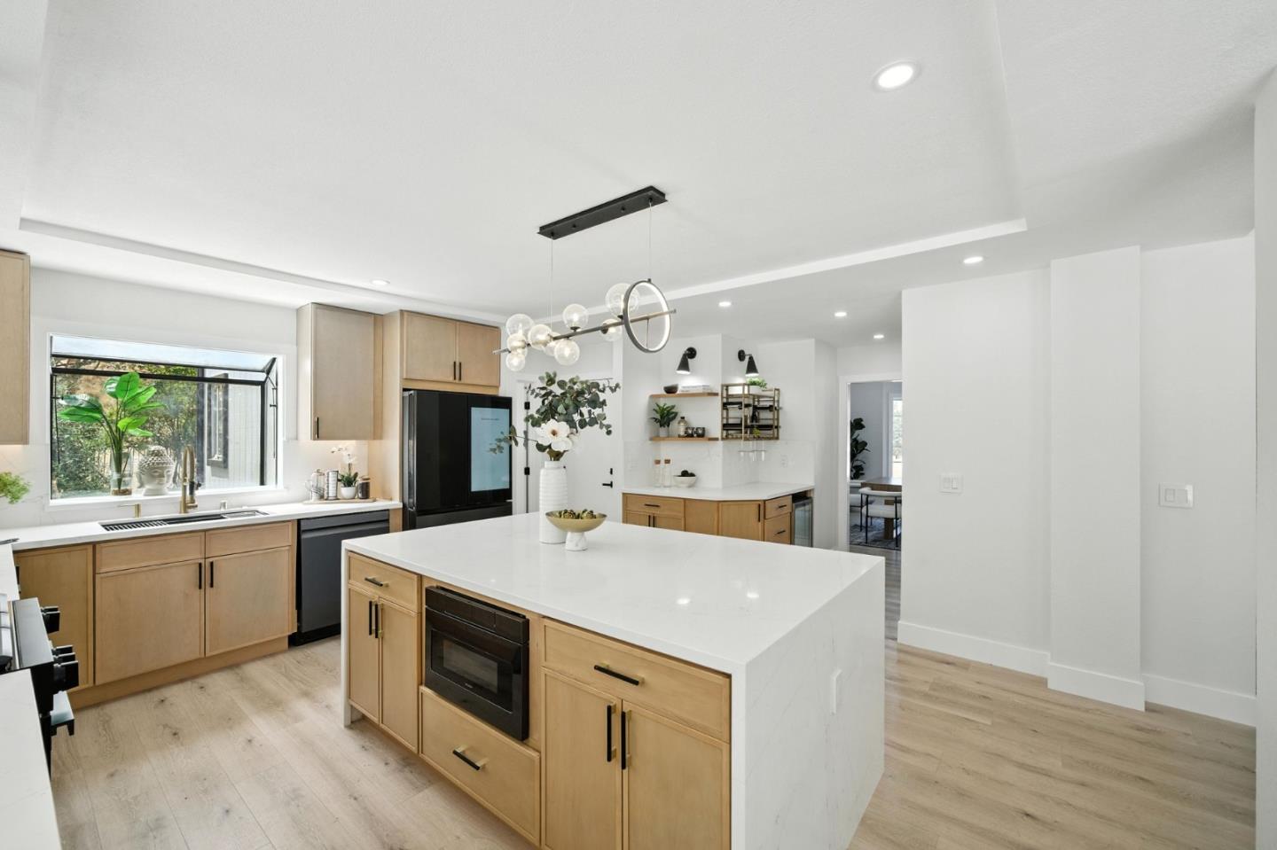 Detail Gallery Image 16 of 66 For 6650 Johnston Rd, Pleasanton,  CA 94588 - 6 Beds | 3/1 Baths