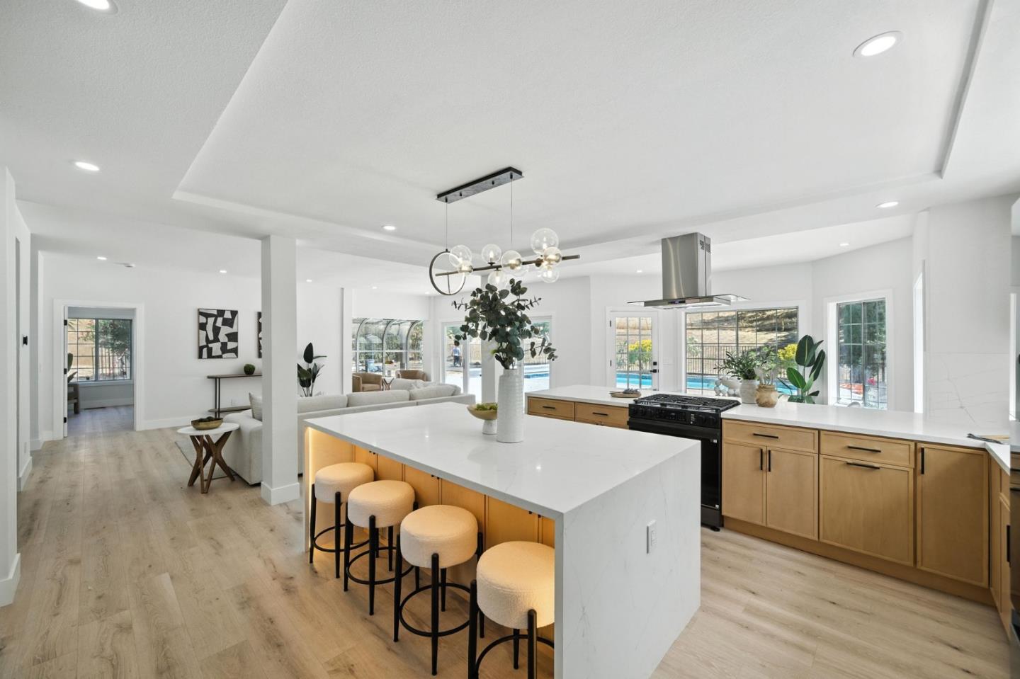 Detail Gallery Image 17 of 66 For 6650 Johnston Rd, Pleasanton,  CA 94588 - 6 Beds | 3/1 Baths