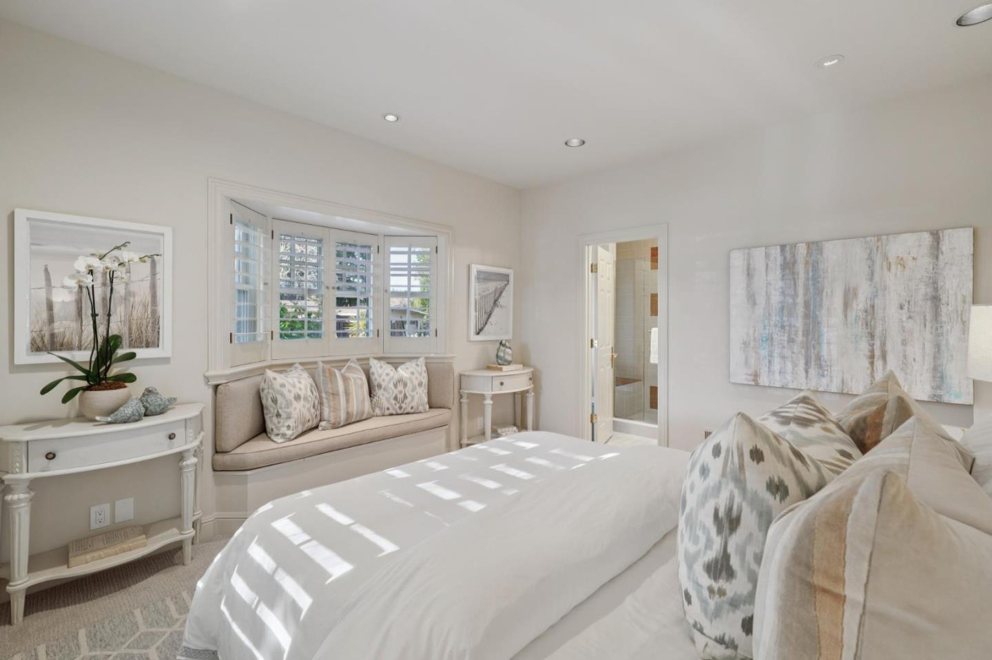 Detail Gallery Image 28 of 71 For 941 Berry Ave, Los Altos,  CA 94024 - 4 Beds | 4/1 Baths