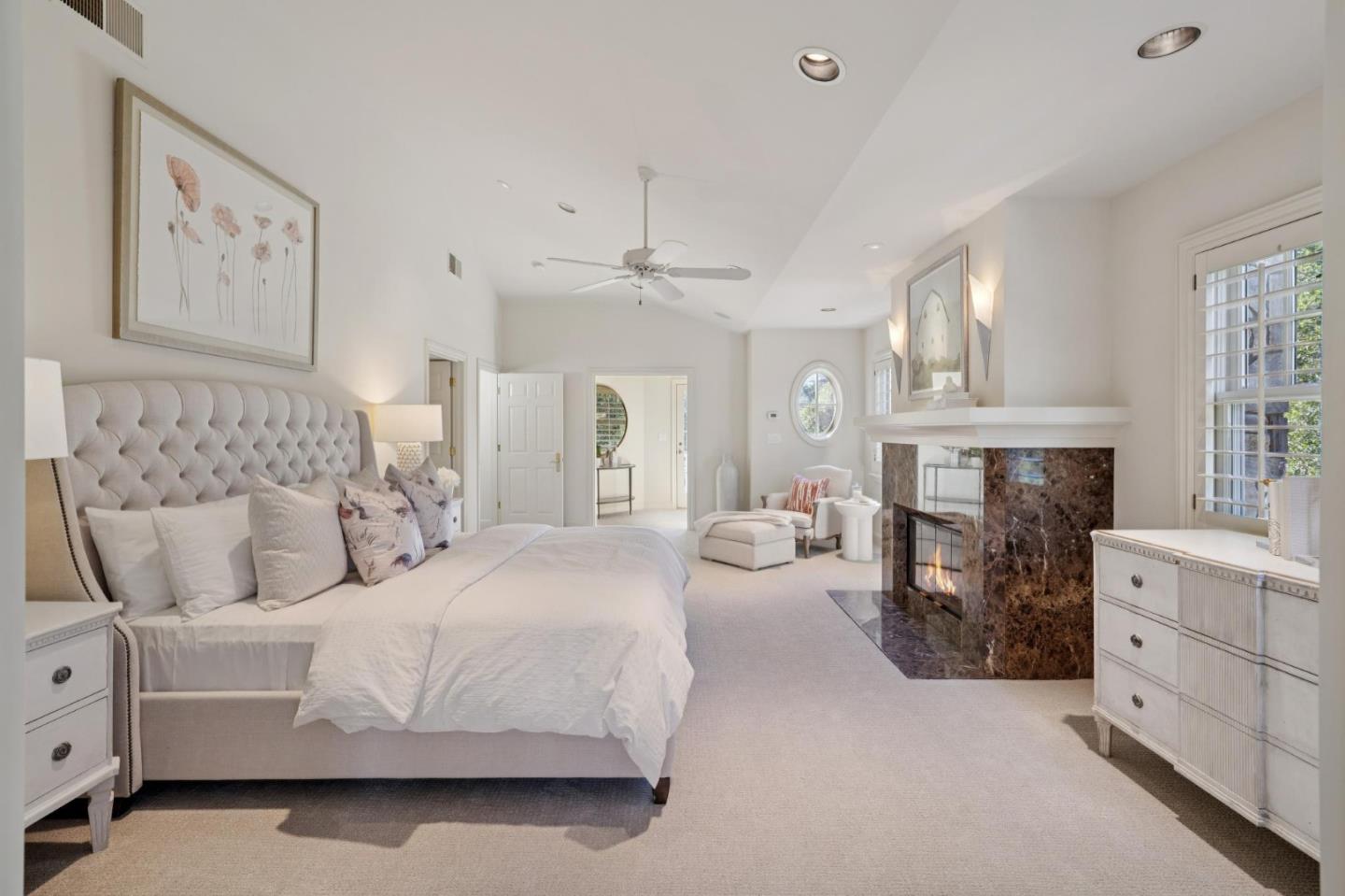 Detail Gallery Image 32 of 71 For 941 Berry Ave, Los Altos,  CA 94024 - 4 Beds | 4/1 Baths