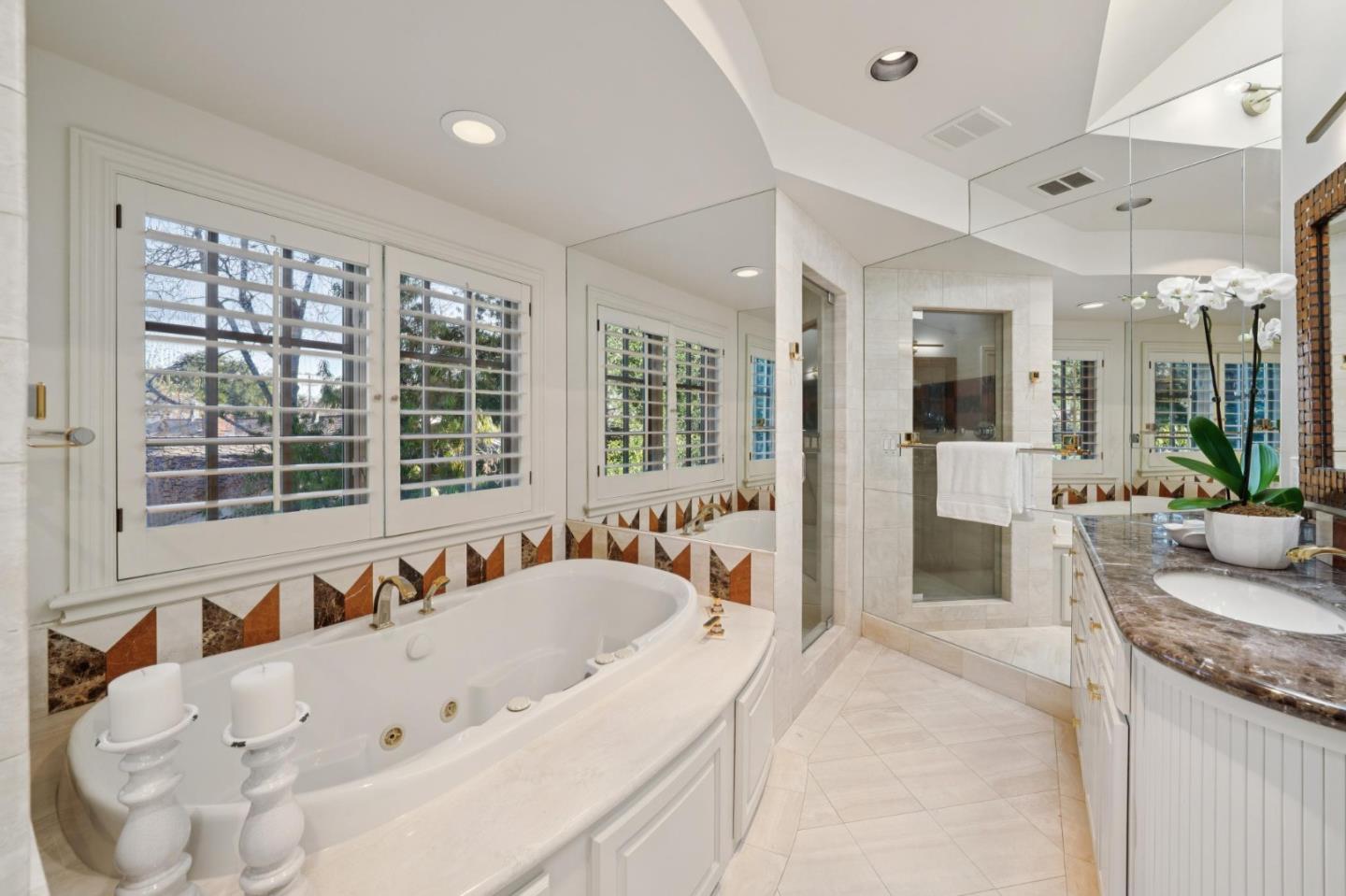 Detail Gallery Image 43 of 71 For 941 Berry Ave, Los Altos,  CA 94024 - 4 Beds | 4/1 Baths