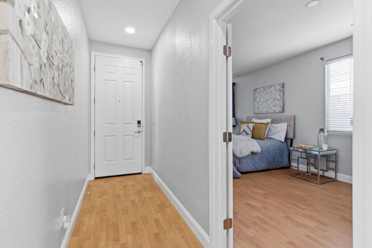 Detail Gallery Image 10 of 36 For 960 Kirkwood Way, Lathrop,  CA 95330 - 3 Beds | 2 Baths