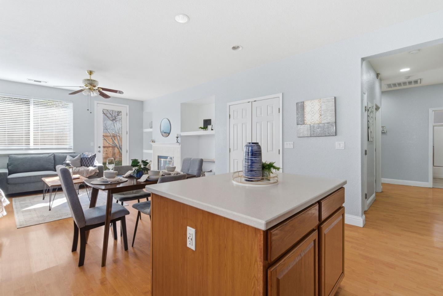 Detail Gallery Image 16 of 36 For 960 Kirkwood Way, Lathrop,  CA 95330 - 3 Beds | 2 Baths