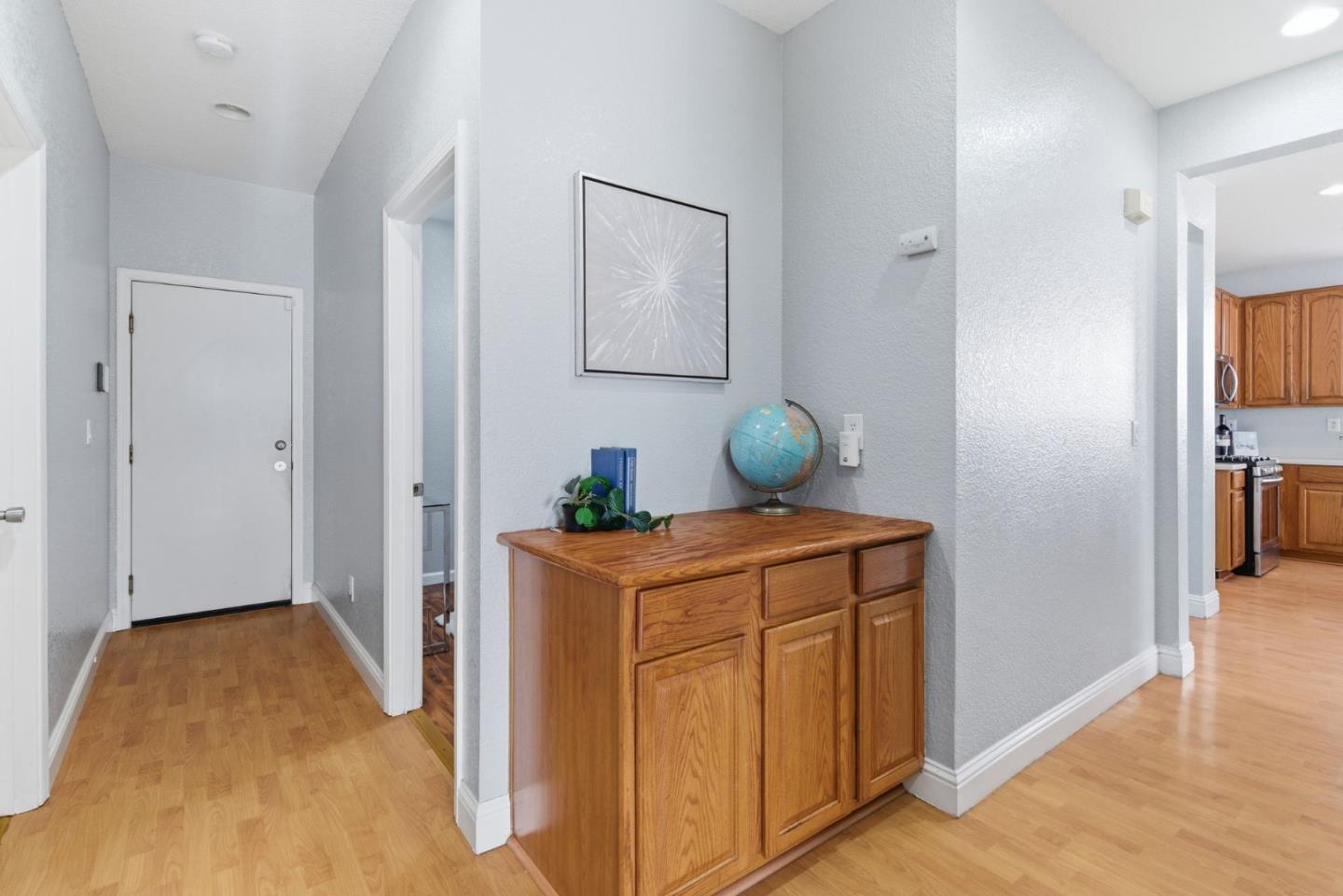 Detail Gallery Image 17 of 36 For 960 Kirkwood Way, Lathrop,  CA 95330 - 3 Beds | 2 Baths