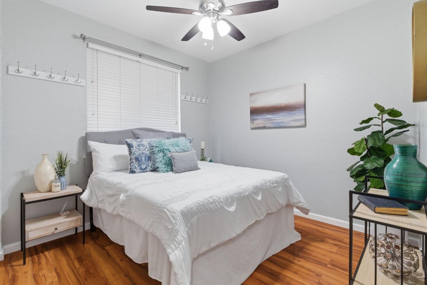 Detail Gallery Image 23 of 36 For 960 Kirkwood Way, Lathrop,  CA 95330 - 3 Beds | 2 Baths