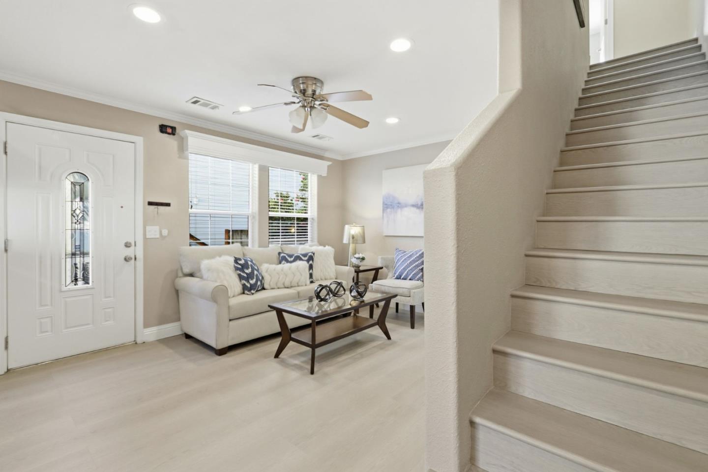 Detail Gallery Image 14 of 35 For 14685 Oka Rd #11,  Los Gatos,  CA 95032 - 3 Beds | 2 Baths