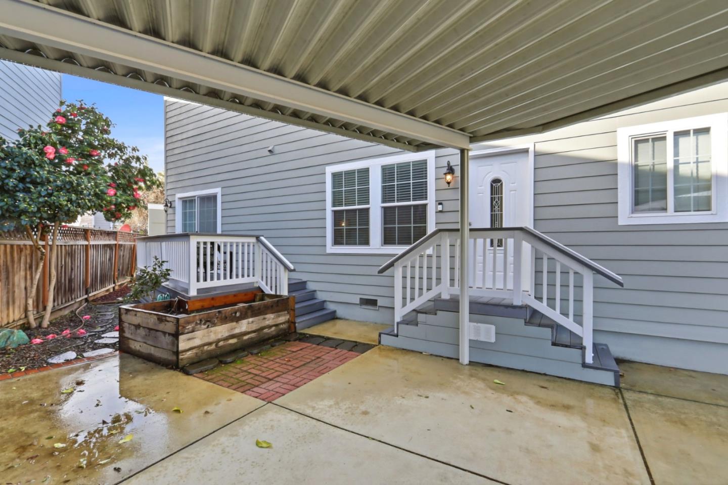 Detail Gallery Image 29 of 35 For 14685 Oka Rd #11,  Los Gatos,  CA 95032 - 3 Beds | 2 Baths