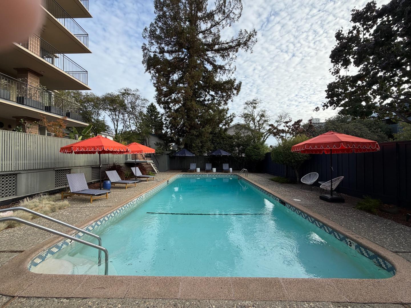 Detail Gallery Image 22 of 26 For 360 Everett Ave 5b,  Palo Alto,  CA 94301 - 2 Beds | 2 Baths