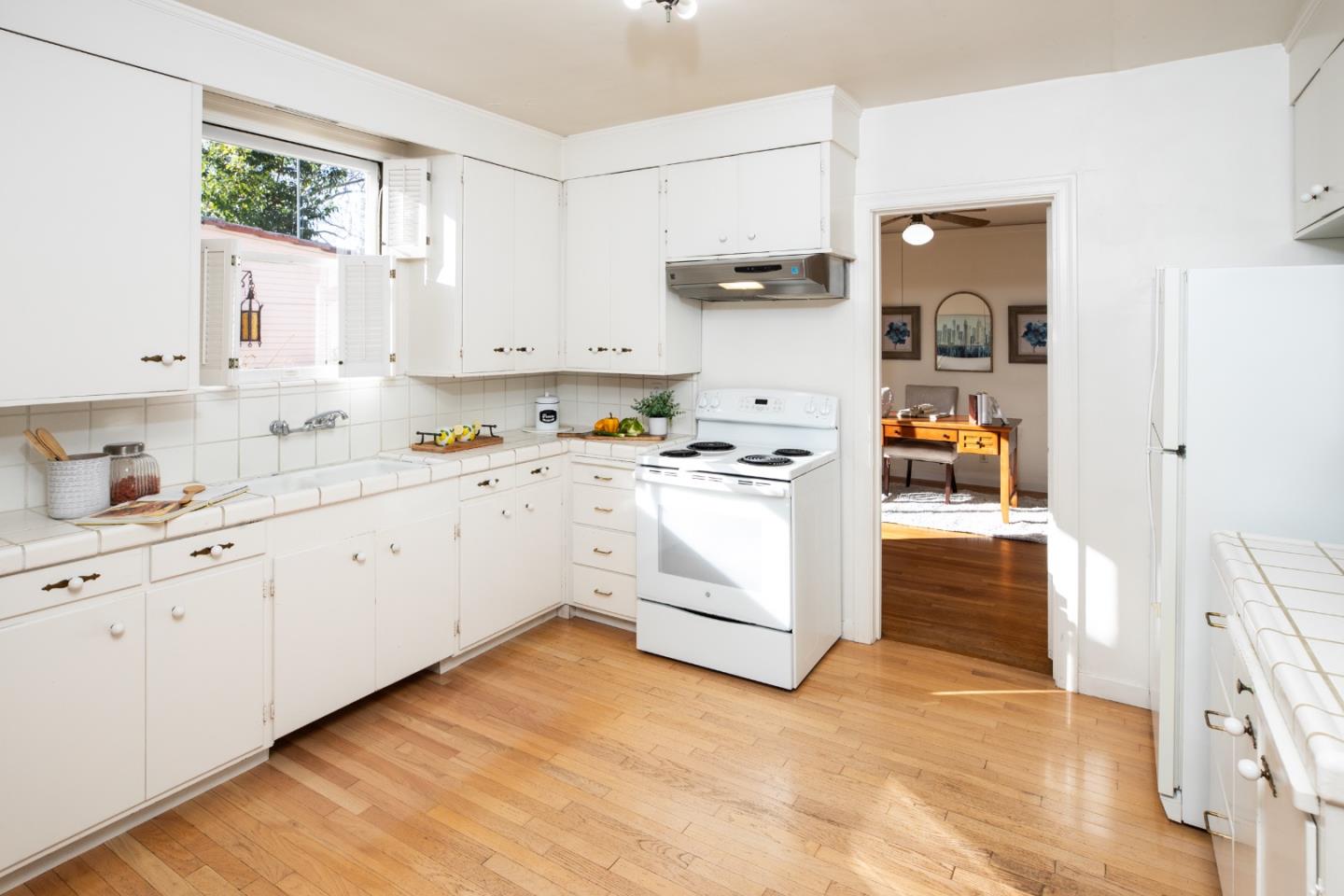 Detail Gallery Image 11 of 30 For 1306 Glenwood Ave, San Jose,  CA 95125 - 3 Beds | 1/1 Baths