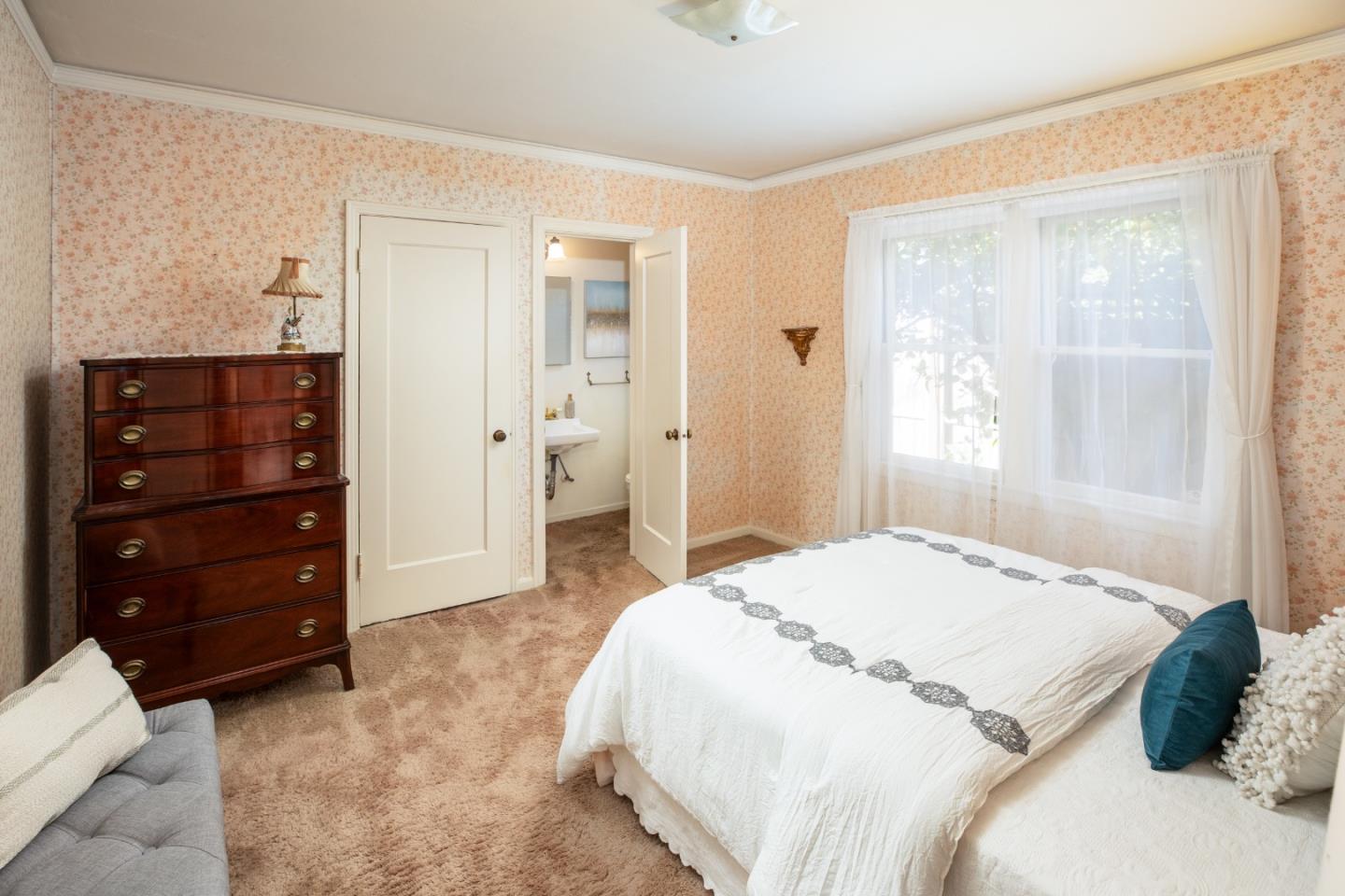 Detail Gallery Image 13 of 30 For 1306 Glenwood Ave, San Jose,  CA 95125 - 3 Beds | 1/1 Baths