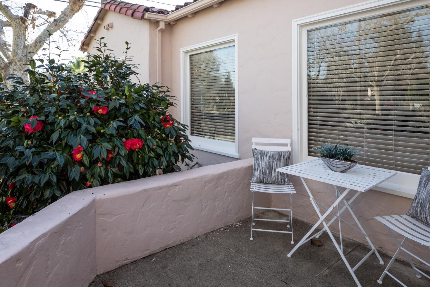 Detail Gallery Image 4 of 30 For 1306 Glenwood Ave, San Jose,  CA 95125 - 3 Beds | 1/1 Baths