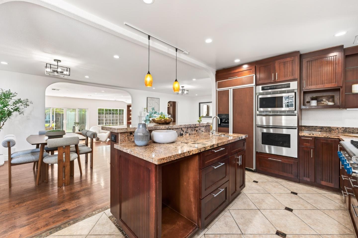 Detail Gallery Image 12 of 24 For 3230 Verdant Way, San Jose,  CA 95117 - 3 Beds | 2 Baths