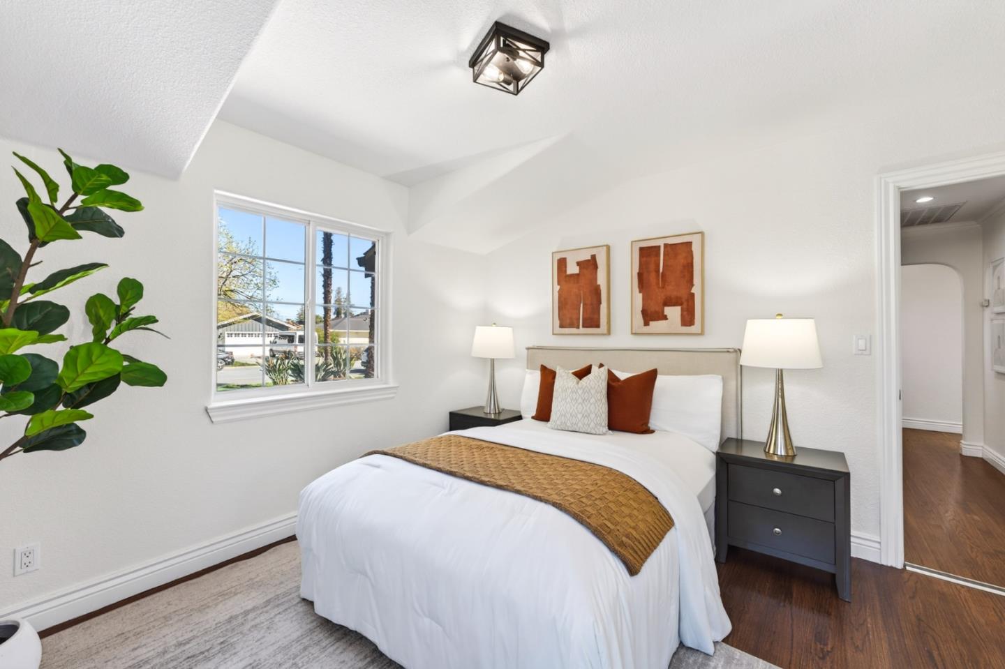 Detail Gallery Image 17 of 24 For 3230 Verdant Way, San Jose,  CA 95117 - 3 Beds | 2 Baths