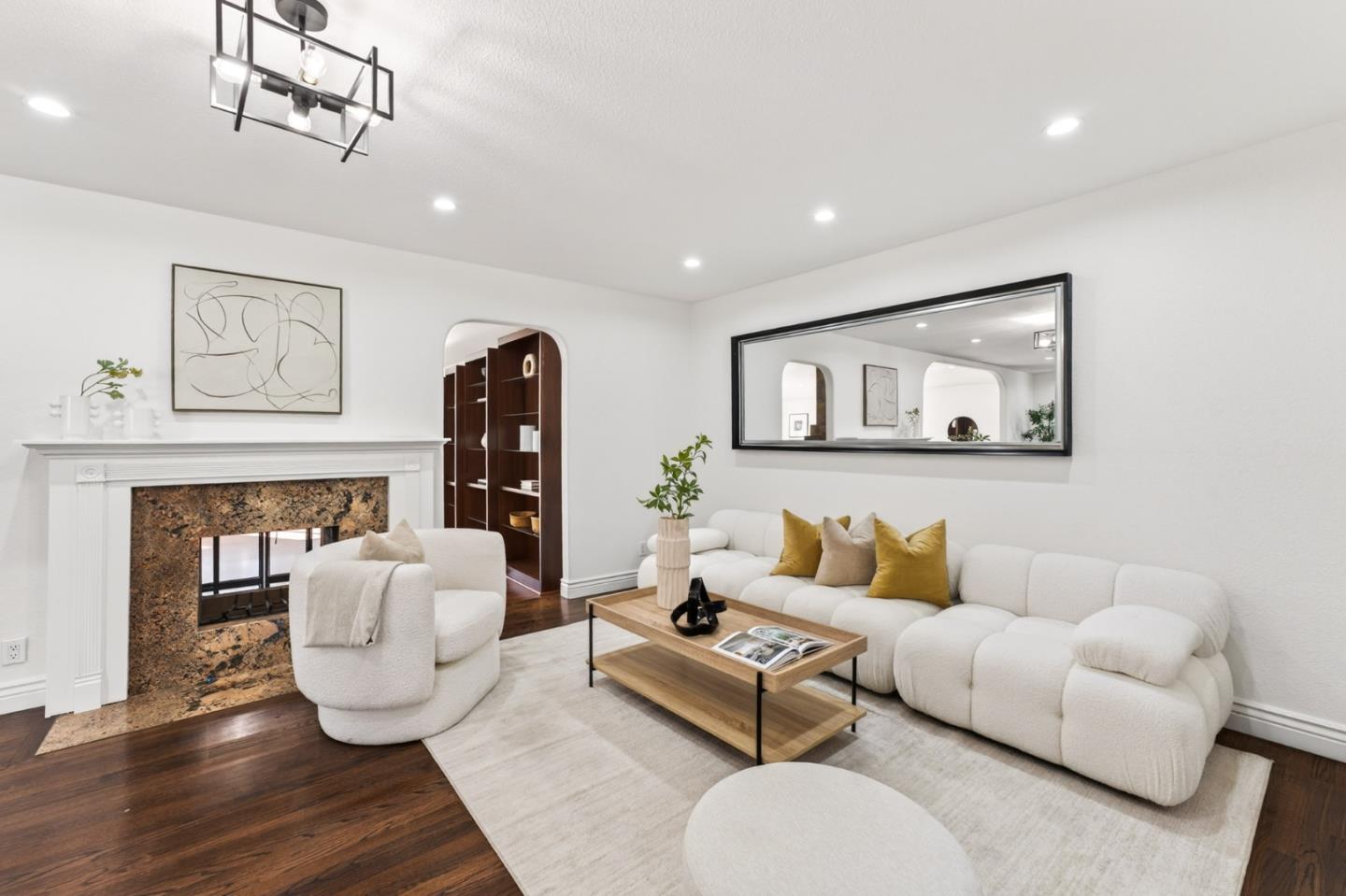 Detail Gallery Image 4 of 24 For 3230 Verdant Way, San Jose,  CA 95117 - 3 Beds | 2 Baths