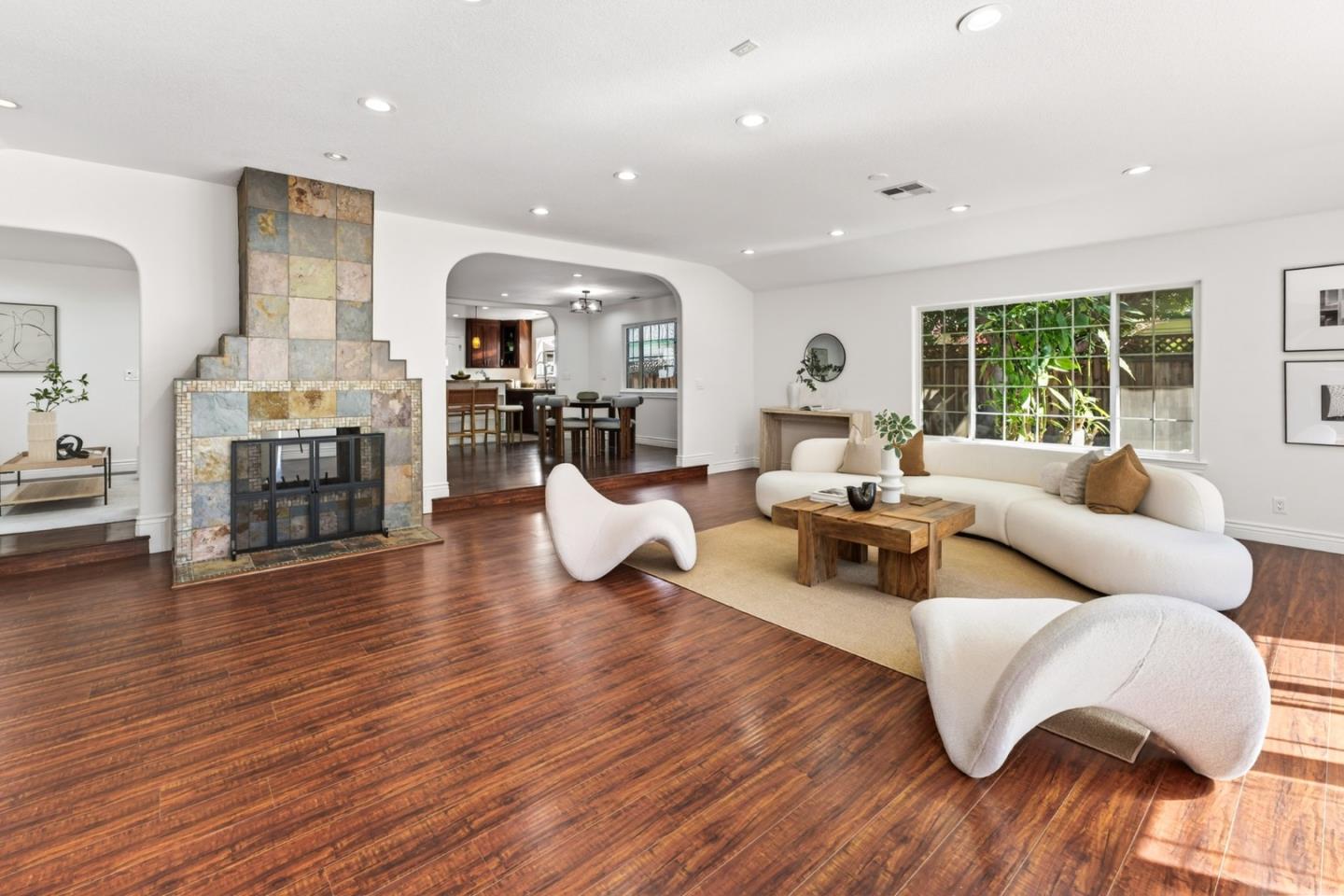 Detail Gallery Image 6 of 24 For 3230 Verdant Way, San Jose,  CA 95117 - 3 Beds | 2 Baths