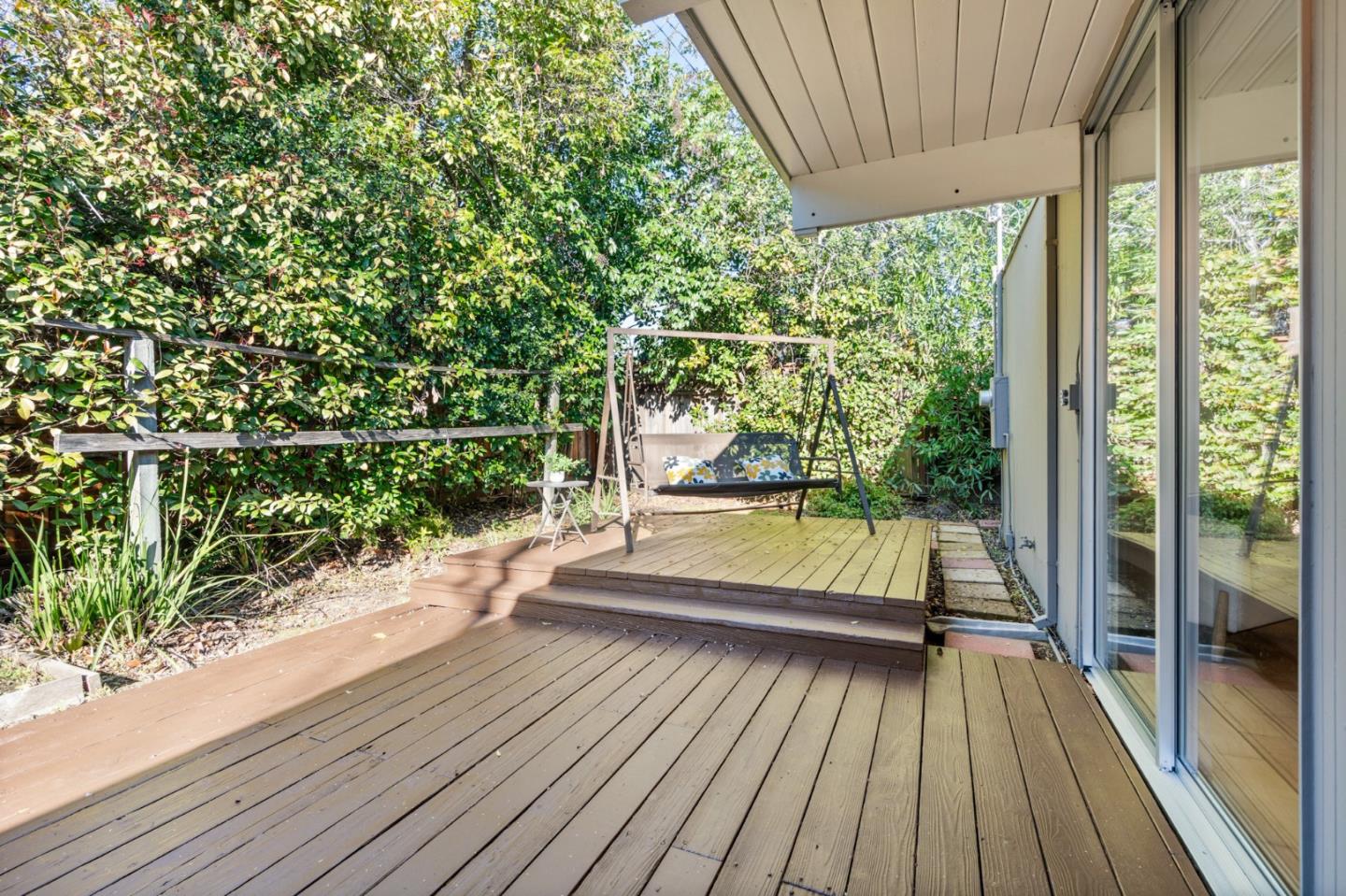 Detail Gallery Image 46 of 65 For 2505 Greer Rd, Palo Alto,  CA 94303 - 3 Beds | 2 Baths