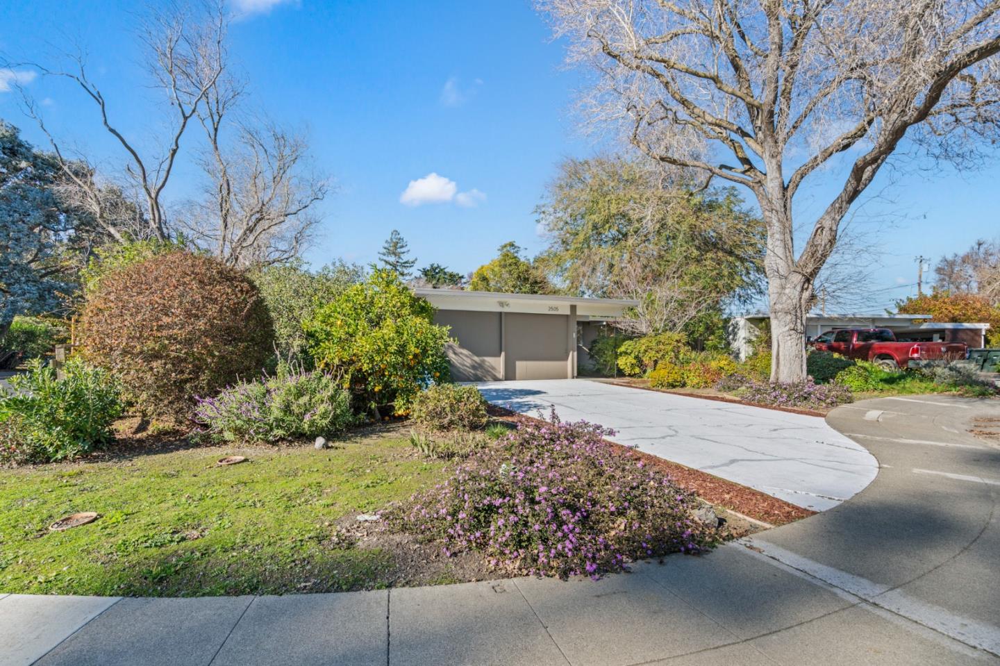 Detail Gallery Image 48 of 65 For 2505 Greer Rd, Palo Alto,  CA 94303 - 3 Beds | 2 Baths