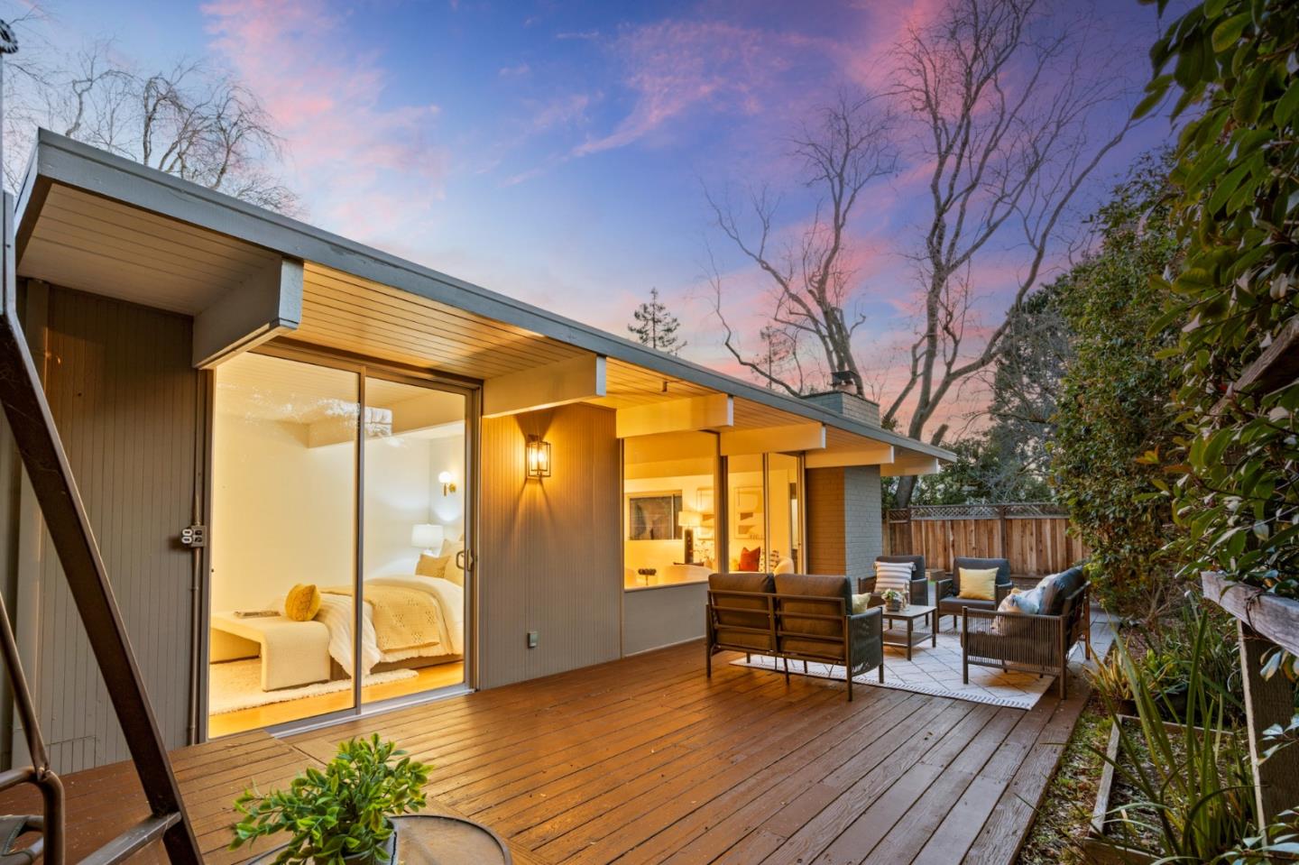 Detail Gallery Image 49 of 65 For 2505 Greer Rd, Palo Alto,  CA 94303 - 3 Beds | 2 Baths