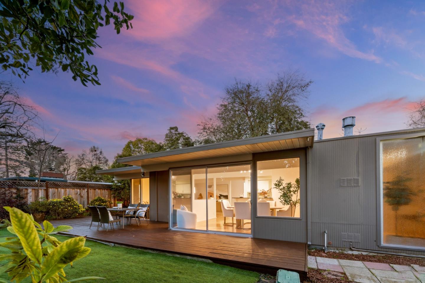 Detail Gallery Image 51 of 65 For 2505 Greer Rd, Palo Alto,  CA 94303 - 3 Beds | 2 Baths