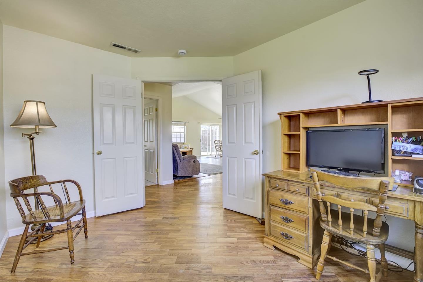 Detail Gallery Image 18 of 48 For 1491 Amber Ct, Gilroy,  CA 95020 - 3 Beds | 2 Baths