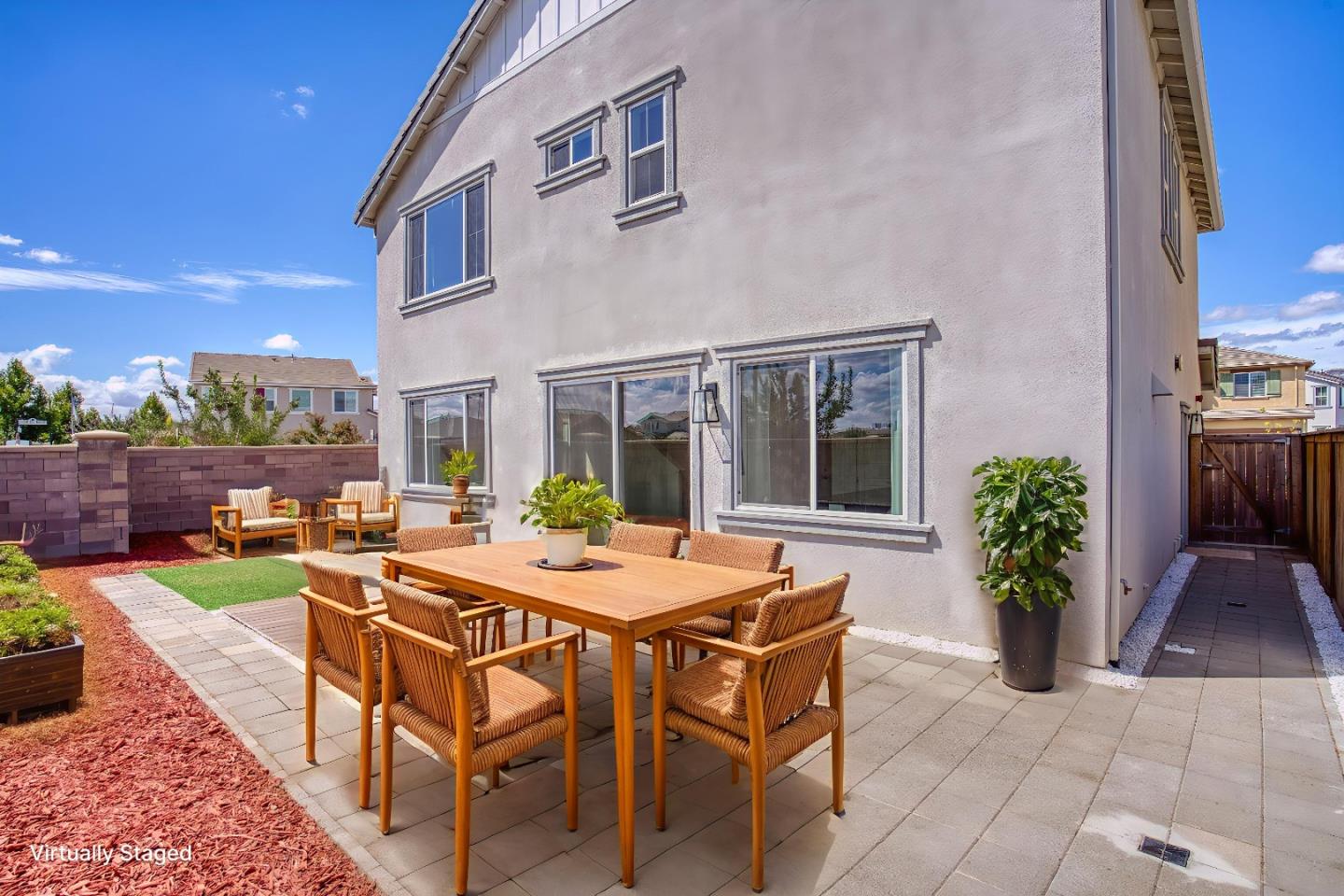 Detail Gallery Image 19 of 35 For 15954 Testarossa St, Lathrop,  CA 95330 - 4 Beds | 3 Baths