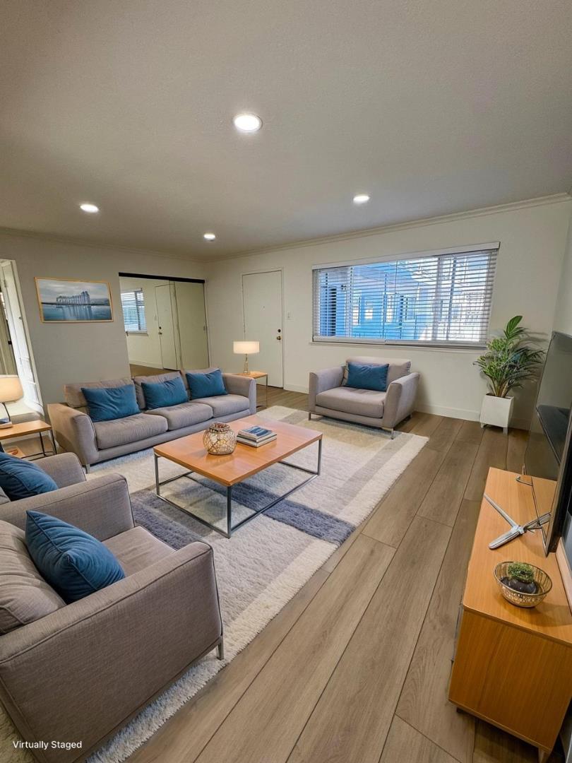 Detail Gallery Image 11 of 16 For 1133 Paloma Ave #4,  Burlingame,  CA 94010 - 2 Beds | 1 Baths
