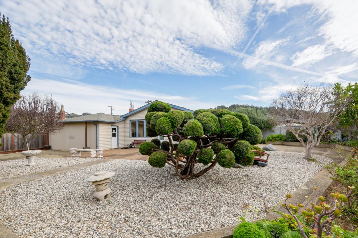 Detail Gallery Image 16 of 19 For 1367 Hermosa Ave, Pacifica,  CA 94044 - 3 Beds | 2 Baths