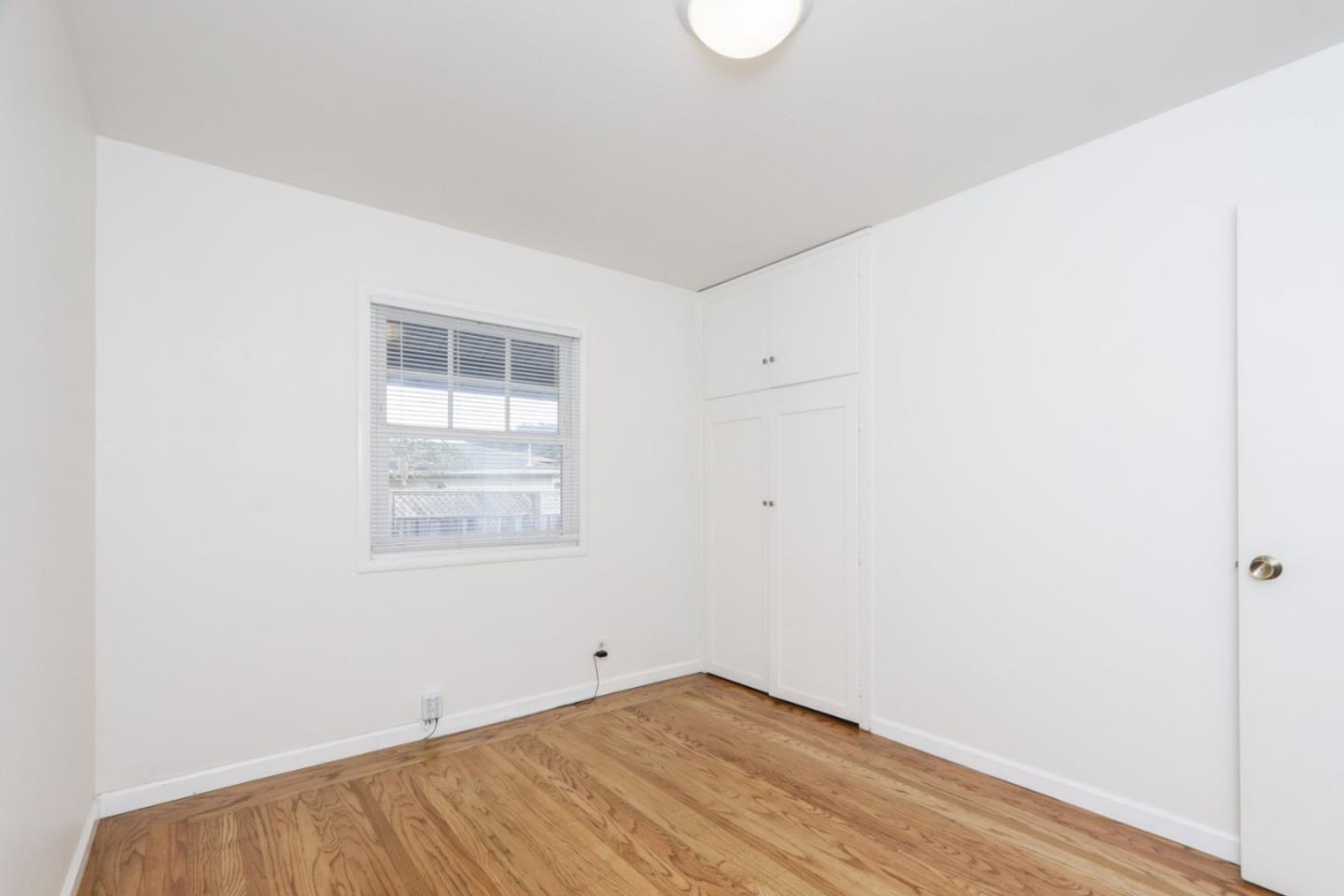 Detail Gallery Image 6 of 19 For 1367 Hermosa Ave, Pacifica,  CA 94044 - 3 Beds | 2 Baths