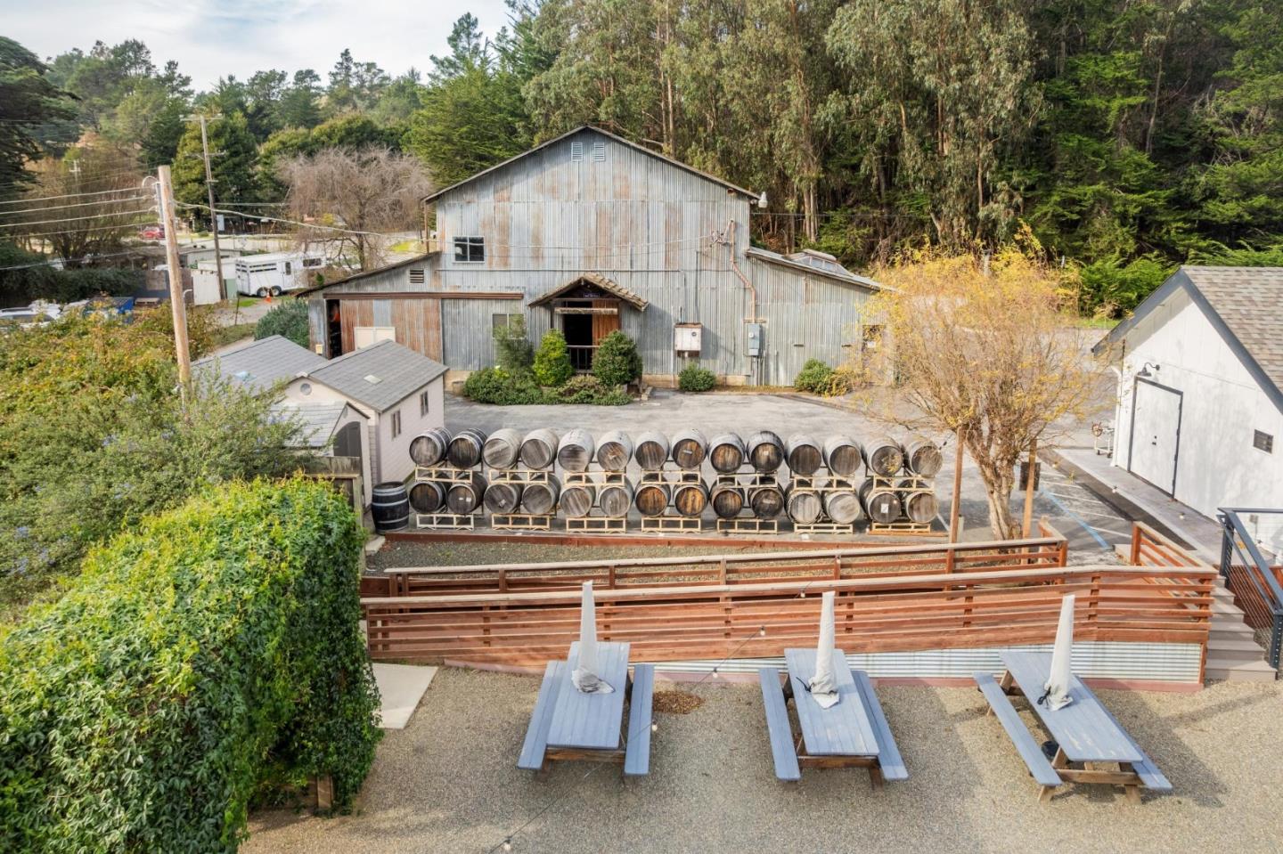 Detail Gallery Image 13 of 26 For 12341 San Mateo Rd, Half Moon Bay,  CA 94019 - – Beds | – Baths