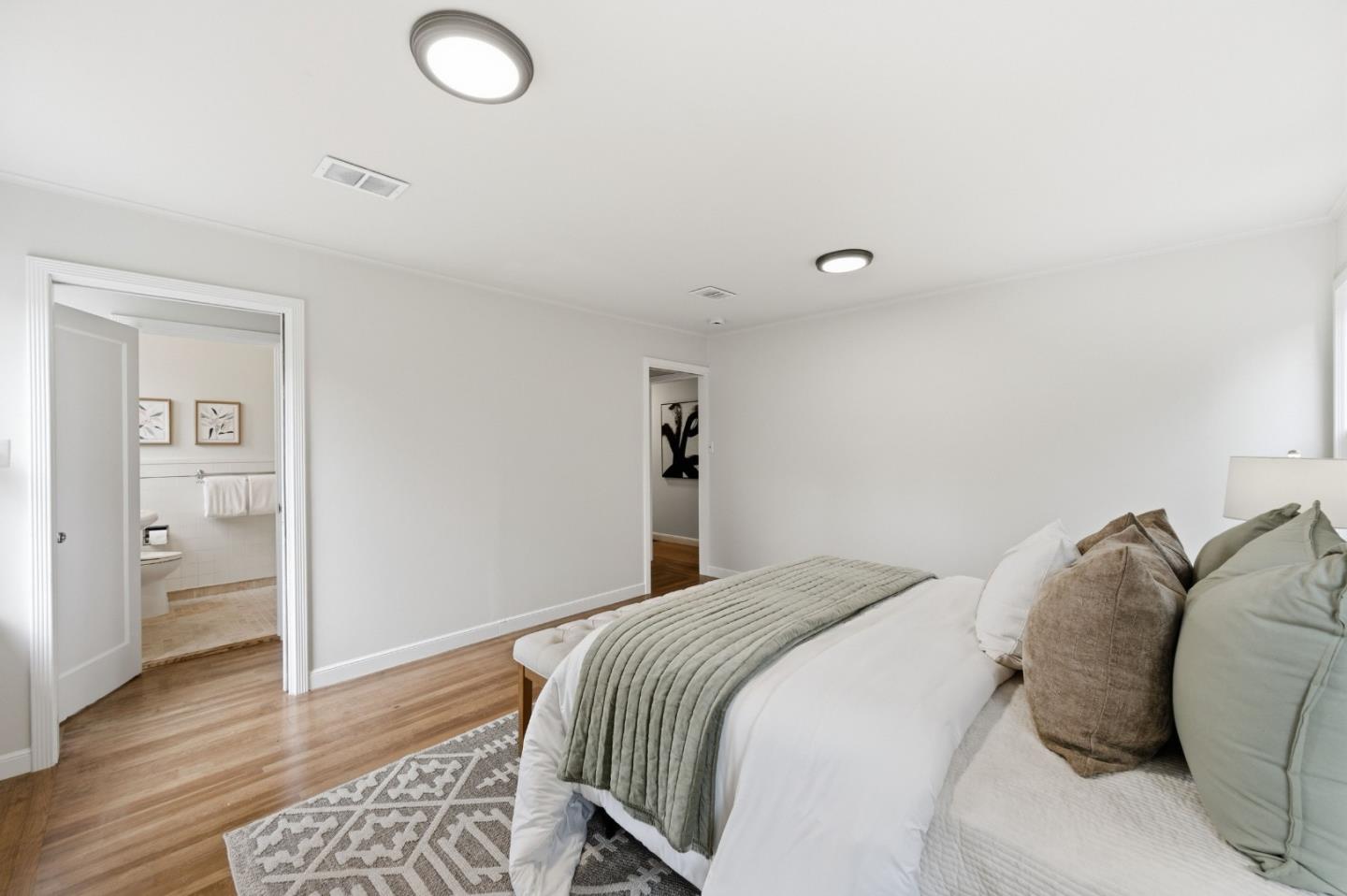 Detail Gallery Image 21 of 44 For 1698 Cordilleras Rd, Redwood City,  CA 94062 - 2 Beds | 2/1 Baths