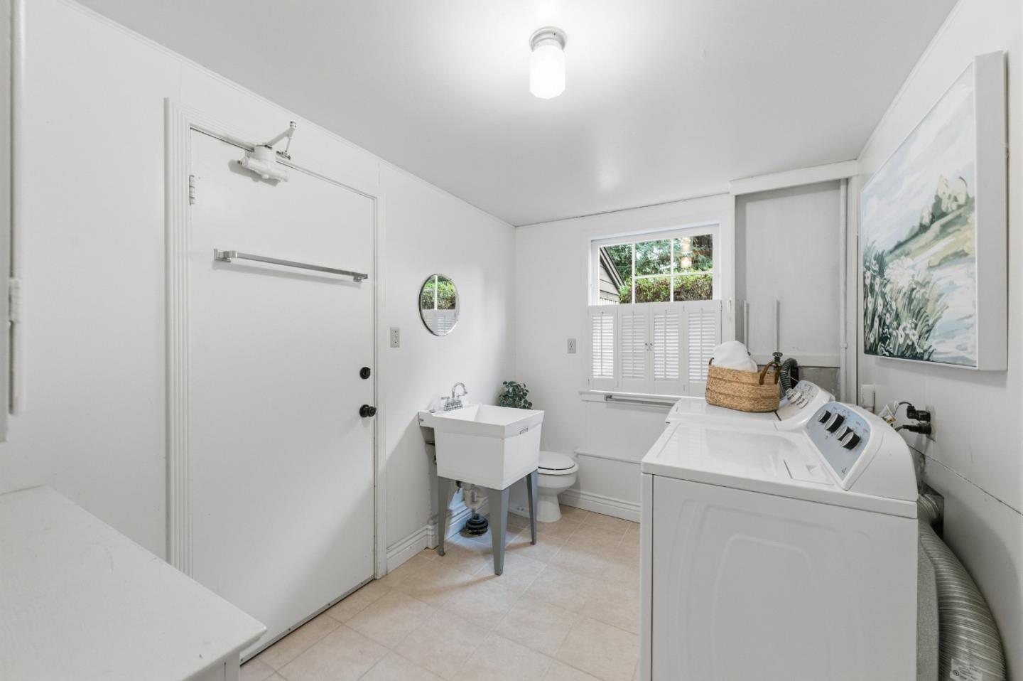 Detail Gallery Image 27 of 44 For 1698 Cordilleras Rd, Redwood City,  CA 94062 - 2 Beds | 2/1 Baths