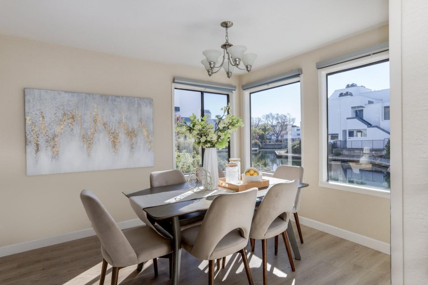 Detail Gallery Image 10 of 33 For 865 Balboa Ln, Foster City,  CA 94404 - 2 Beds | 2 Baths