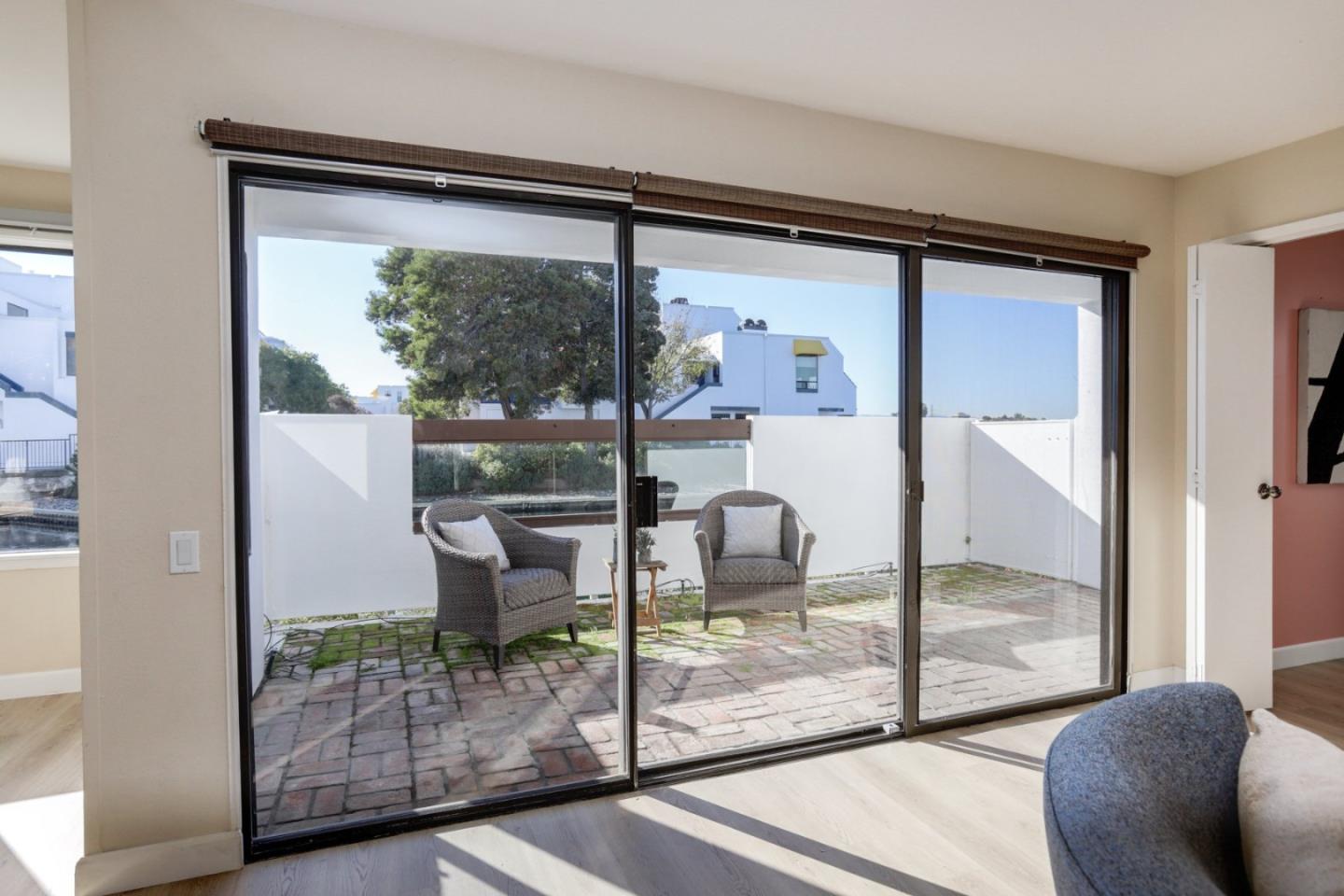 Detail Gallery Image 5 of 33 For 865 Balboa Ln, Foster City,  CA 94404 - 2 Beds | 2 Baths