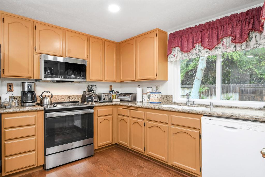 Detail Gallery Image 12 of 34 For 4508 Deerhorn Ct, Antioch,  CA 94531 - 3 Beds | 2 Baths