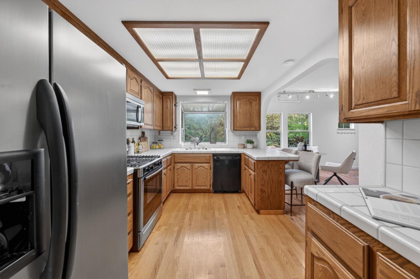 Detail Gallery Image 10 of 27 For 1658 Monroe St, Santa Clara,  CA 95050 - 3 Beds | 2/1 Baths